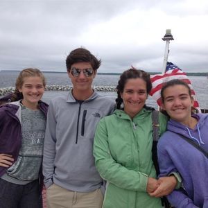 Meet your Posher, Allison